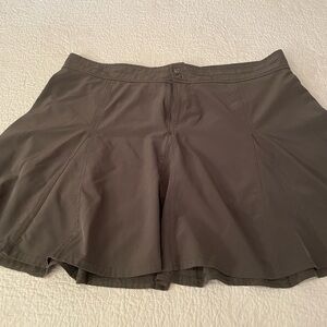 Women's Kyodon Olive Green hiking/outdoor/camping skirt. Sz. XL
